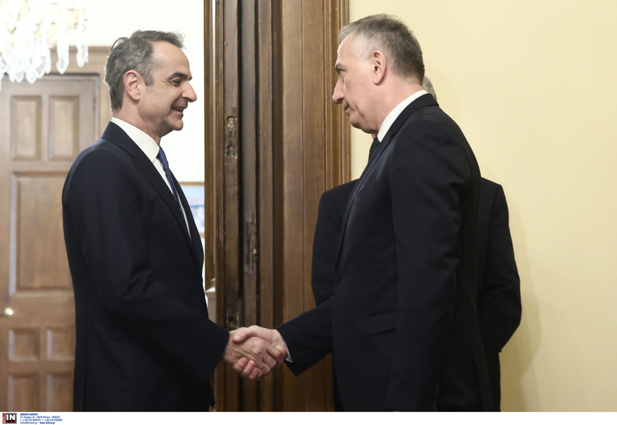 Σταύρος Καλαφάτης: Ορκίστηκε νέος υφυπουργός Ανάπτυξης – ΦΩΤΟ