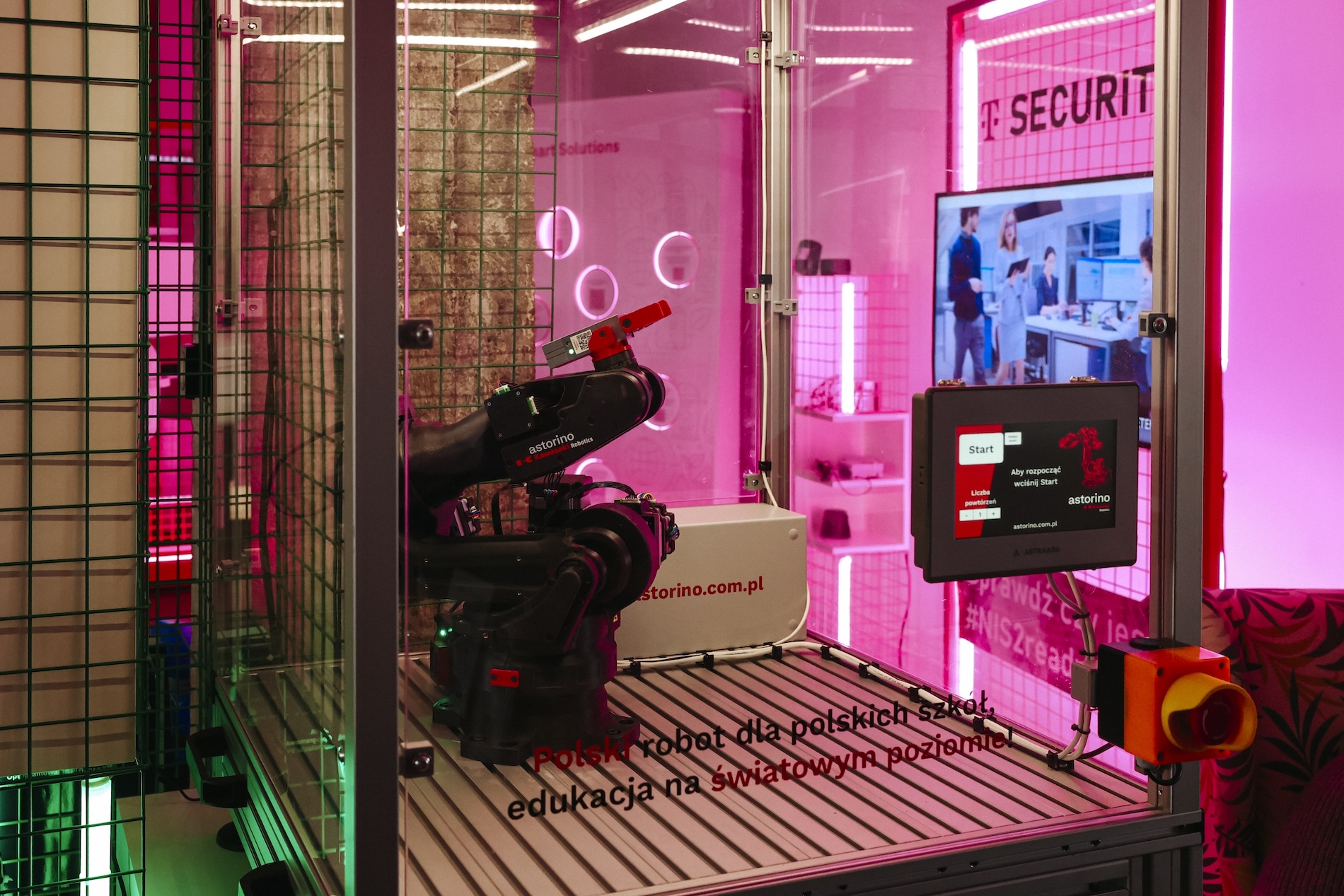 WORLD PASS powered by Telekom: Μία μοναδική εμπειρία τεχνολογίας στην Κρακοβία για δύο ελληνικές startups