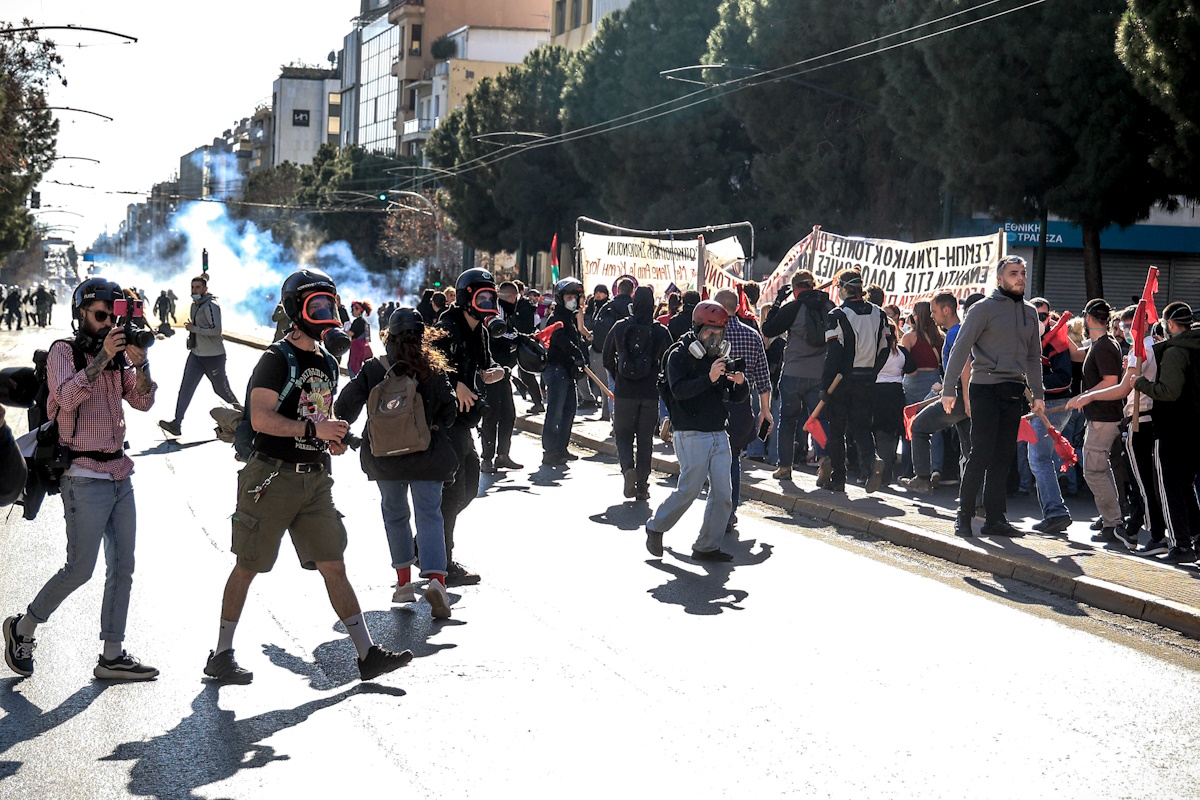 Ένταση και χημικά με «φόντο» την Ημέρα της Γυναίκας – 14 προσαγωγές στην Αθήνα 5 Ένταση και χημικά με «φόντο» την Ημέρα της Γυναίκας – 14 προσαγωγές στην Αθήνα