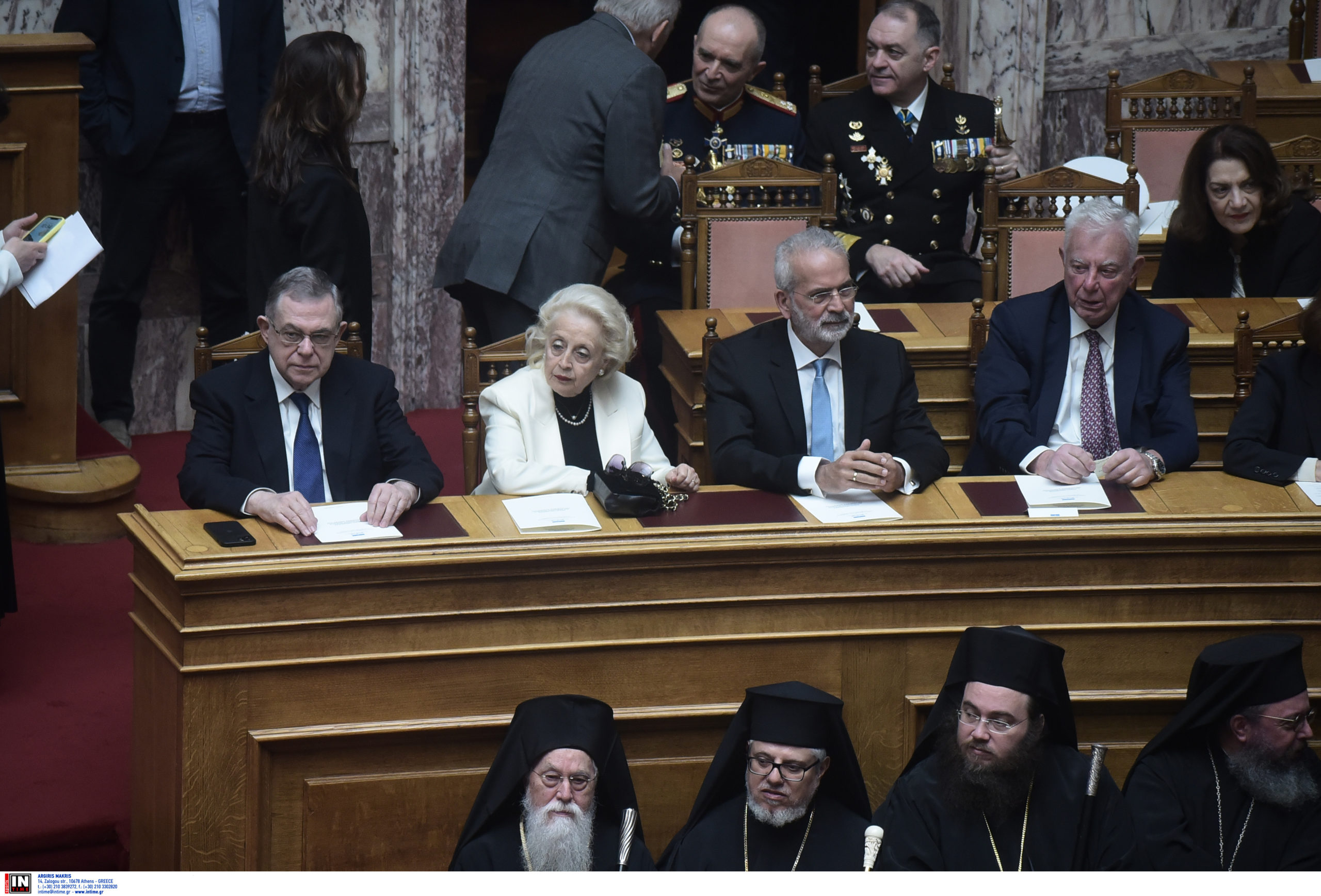 Κωνσταντίνος Τασούλας: Τα πηγαδάκια, οι ηχηρές απουσίες και οι ξεχωριστές στιγμές – Όλο το παρασκήνιο από την ορκωμοσία του νέου Προέδρου της Δημοκρατίας