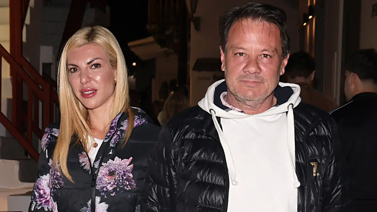 Απόστολος Λύτρας – Σοφία Πολυζωγοπούλου: Αναβλήθηκε η δίκη για την μήνυση κατά της πρώτης συζύγου του 2 Η Σοφία Πολυζωγοπούλου και ο Απόστολος Λύτρας