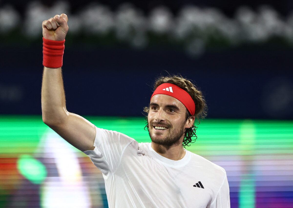 stefanos-tsitsipas-2-1200x851