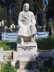 Ήρωες του 1821: Τα ιστορικά μνημεία του Α’ Νεκροταφείου Αθηνών