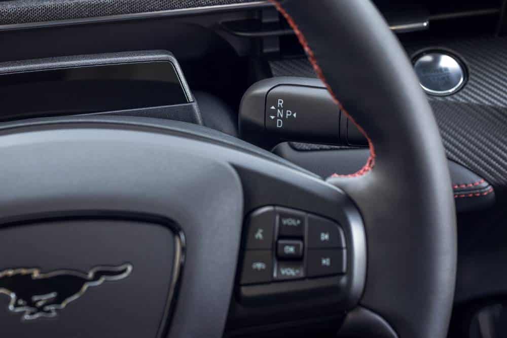 Εντυπωσιακή και ακόμα πιο συναρπαστική Ford Mustang Mach-E
