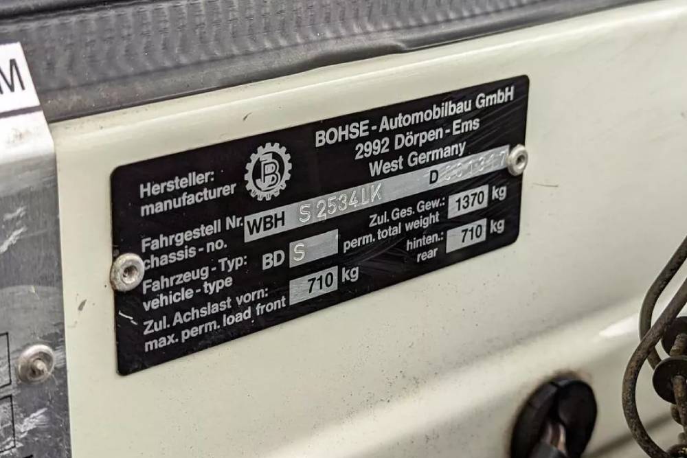 Το εκπληκτικό υβρίδιο Lada-Porsche που σαρώνει