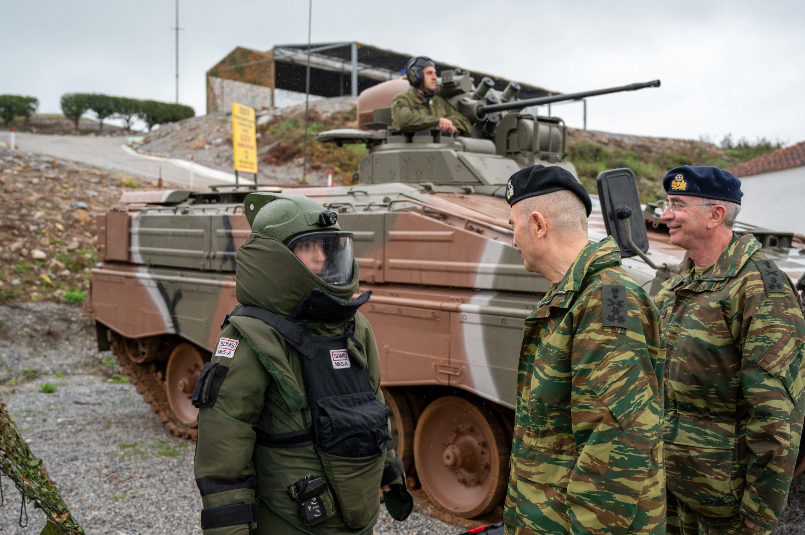 ΤΑΜΣ ΔΗΜΟΚΡΙΤΟΣ: Ο Στρατός εκπαιδεύεται όπως θα μάχεται – Άσκηση επιθετικών επιχειρήσεων – Δείτε συγκλονιστικές εικόνες