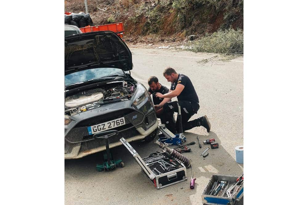 Το επιθετικό Focus RS "σαρώνει" το WRC