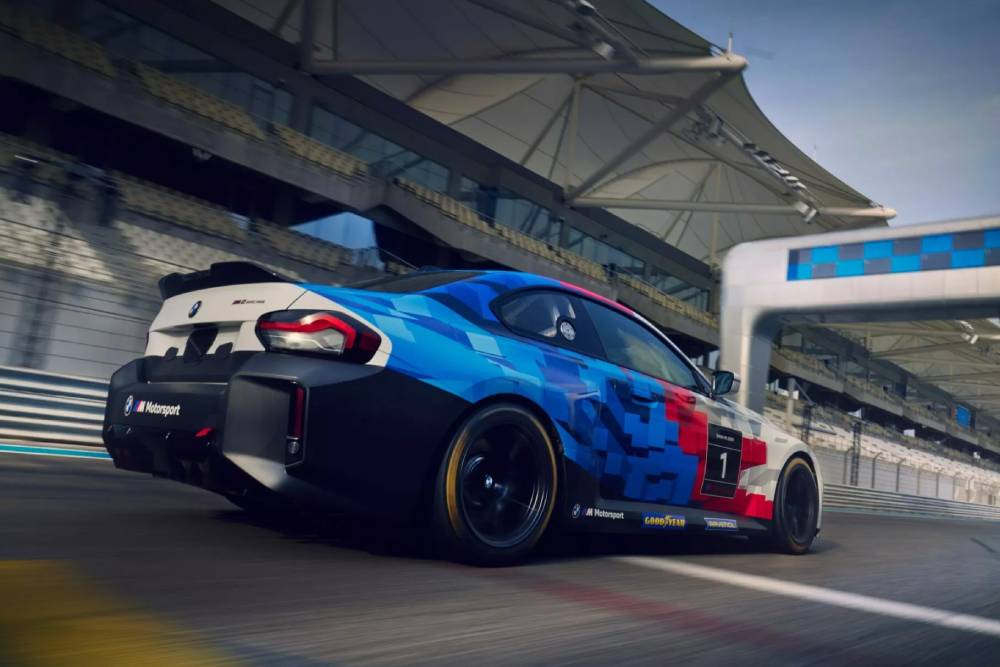 Νέα αγωνιάρα BMW M2 Racing με 2.0λιτρο τούρμπο