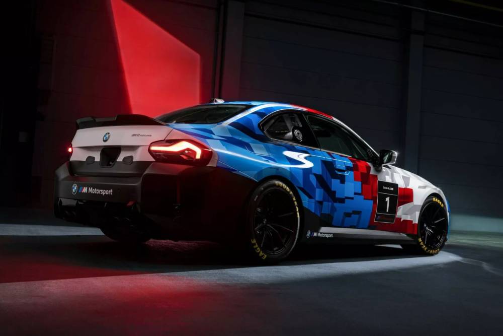 Νέα αγωνιάρα BMW M2 Racing με 2.0λιτρο τούρμπο