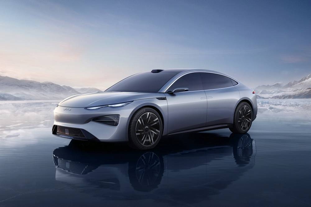 Η BYD μαγνητίζει τα βλέμματα στην έκθεση Auto Shanghai 2025