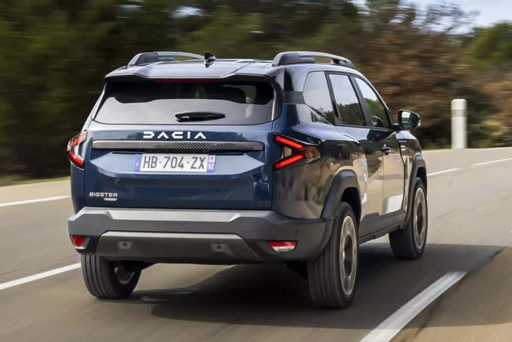 Πώς επιταχύνει και τι καίει το Dacia Bigster;