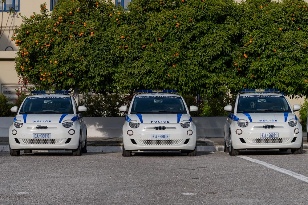 Νέα στιλάτα περιπολικά για την Ελληνική Αστυνομία