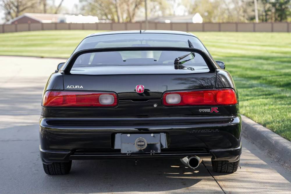 Integra Type R DC2 παραμένει απούλητο παρά την προσφορά 90.000 ευρώ