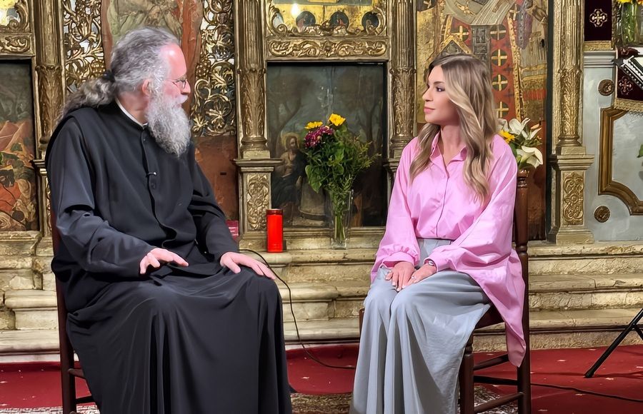 "Μαμά – δες": Η Ίνα Ταράντου πρωταγωνιστεί στο νέο επεισόδιο – Εξερευνά την πασχαλινή Κέρκυρα