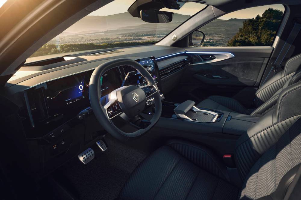 Εντυπωσιακό και επιβλητικότερο Renault Austral αποκαλύπτεται.