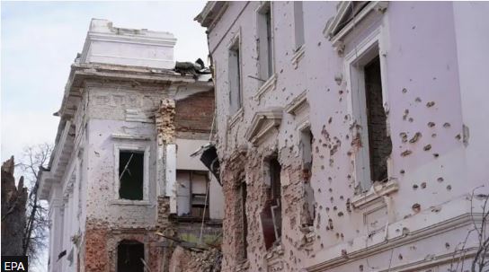 Ουκρανία: Αυξήθηκαν στους 34 οι νεκροί στο Σούμι από το φονικό ρωσικό χτύπημα, ξεπέρασαν τους 100 οι τραυματίες – Οργή από τη Δύση
