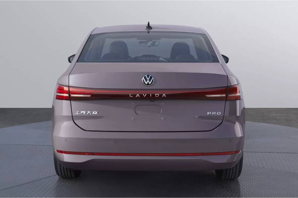 Αποκαλύφθηκε το εντυπωσιακό σεντάν VW Lavida Pro