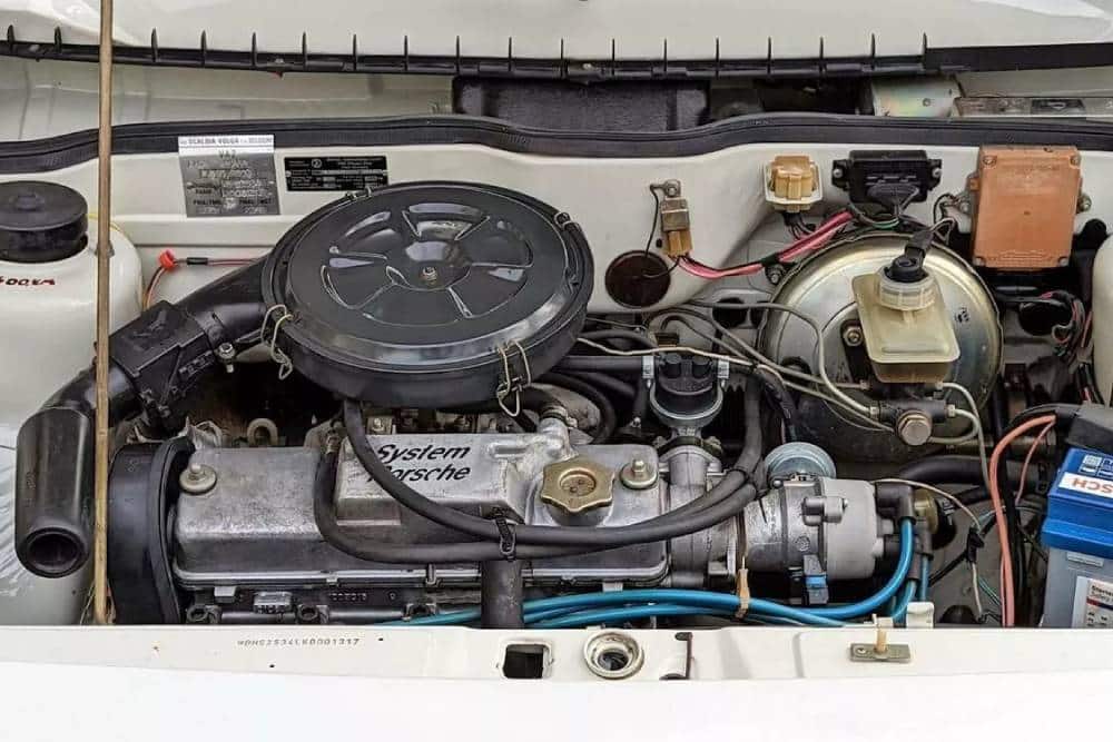 Το εκπληκτικό υβρίδιο Lada-Porsche που σαρώνει