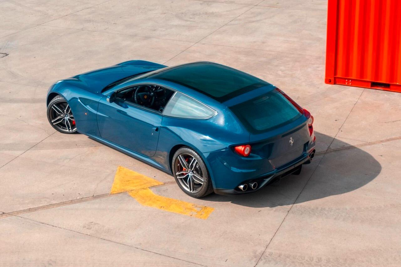Ferrari FF