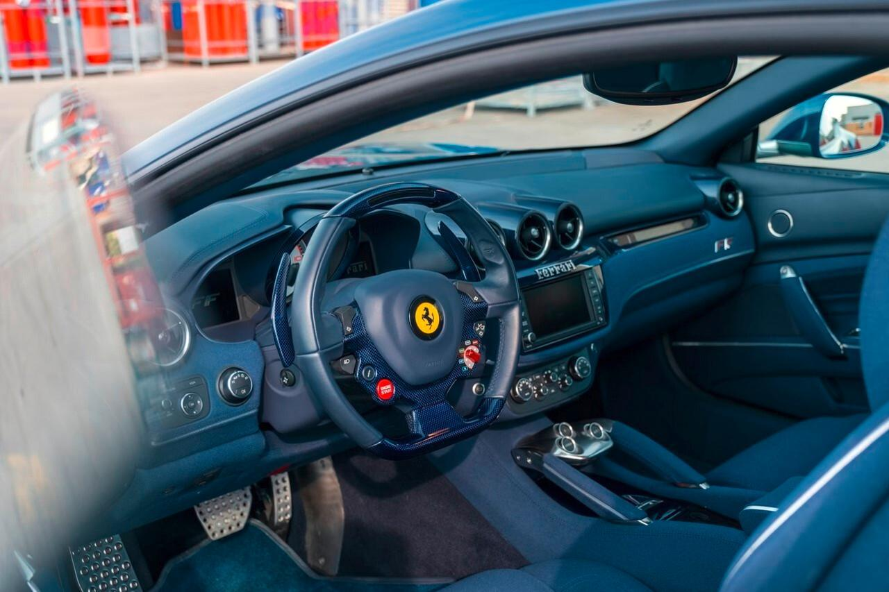 Ferrari FF