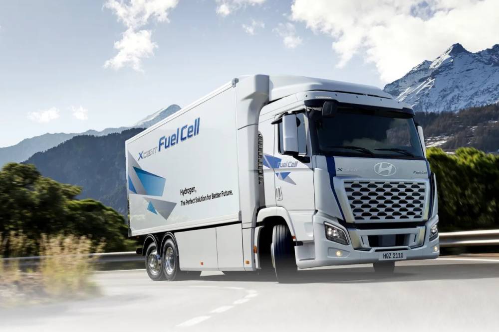 Η Hyundai επαναστατεί με το υδρογονοκίνητο φορτηγό της
