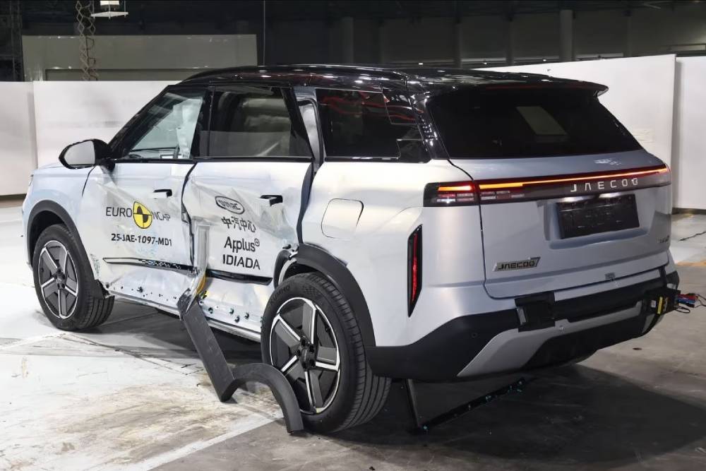 Βράχος αποδείχθηκε το Jaecoo 7 SHS στις δοκιμές του Euro NCAP (+video)