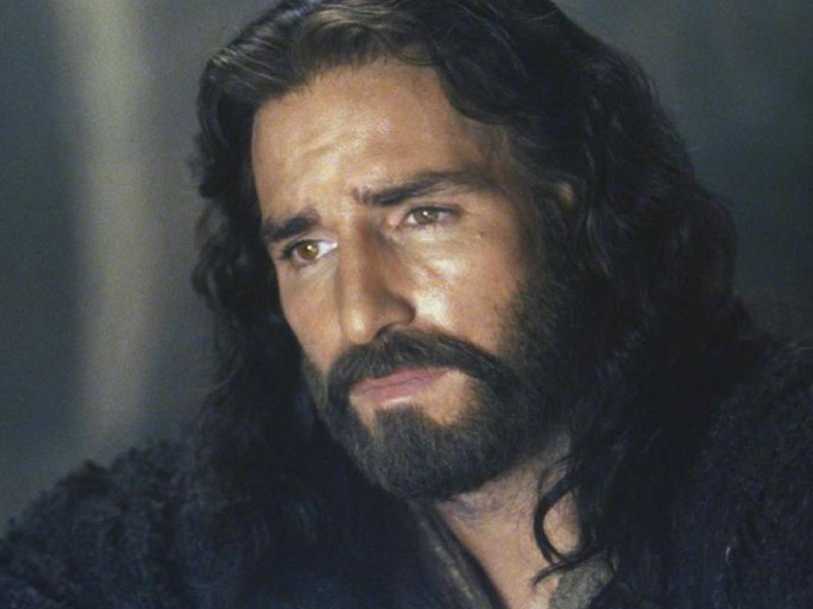 Οι κορυφαίες ταινίες και σειρές στο Netflix για το Πάσχα του 2025