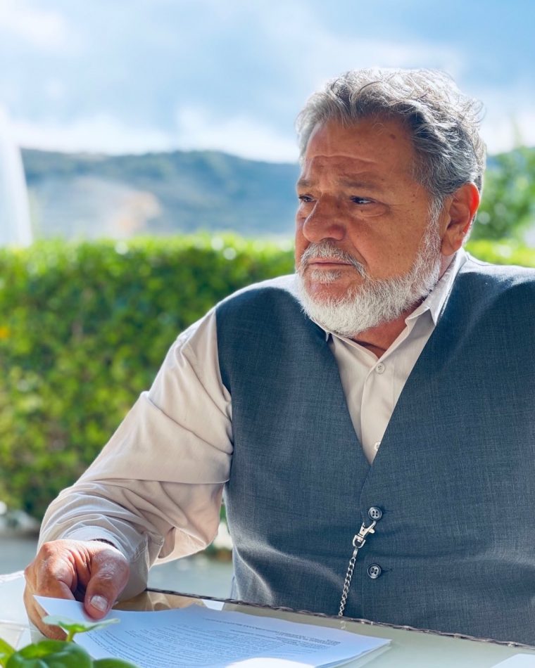 Όταν η Μπέσσυ Μάλφα τραγουδούσε το Ένα Χάδι στον Λυκούργο από την Γη της Ελιάς με δάκρυα στα μάτια