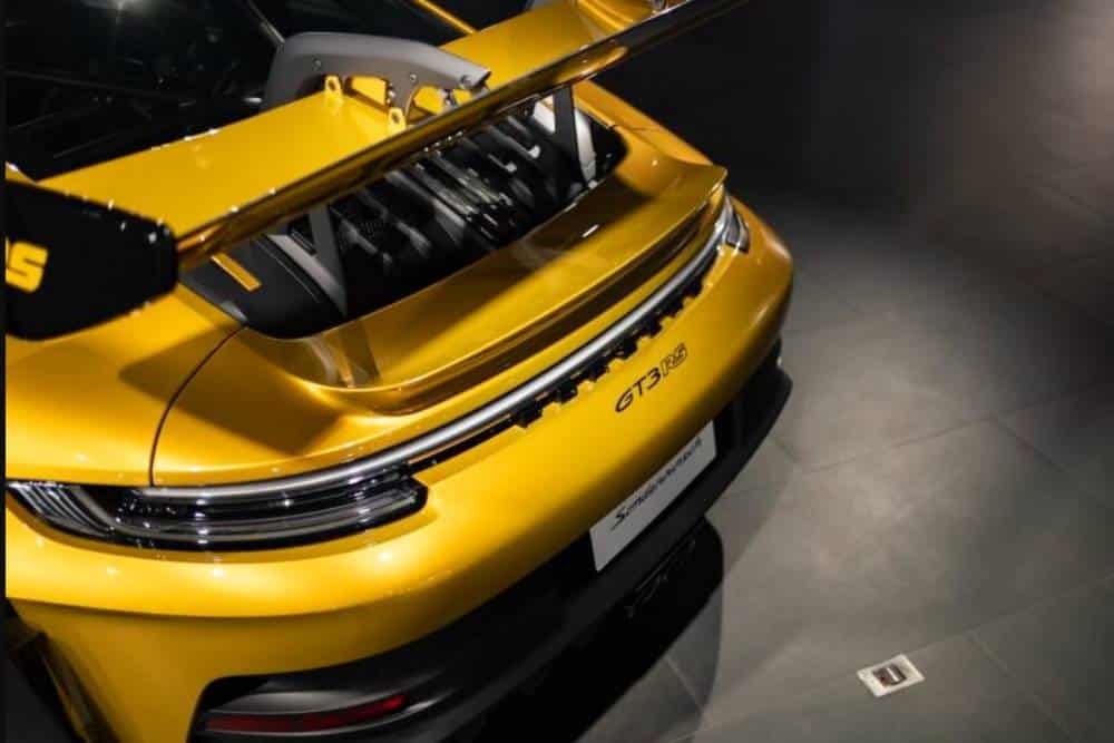 Η Porsche 911 GT3 RS με πολυτελή αξεσουάρ αξίας 200.000 ευρώ