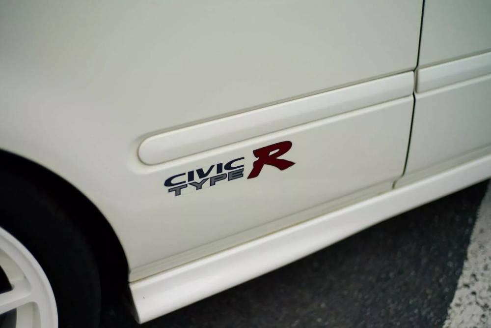Honda Civic Type R EK9 με τιμές που σπάνε ταμεία