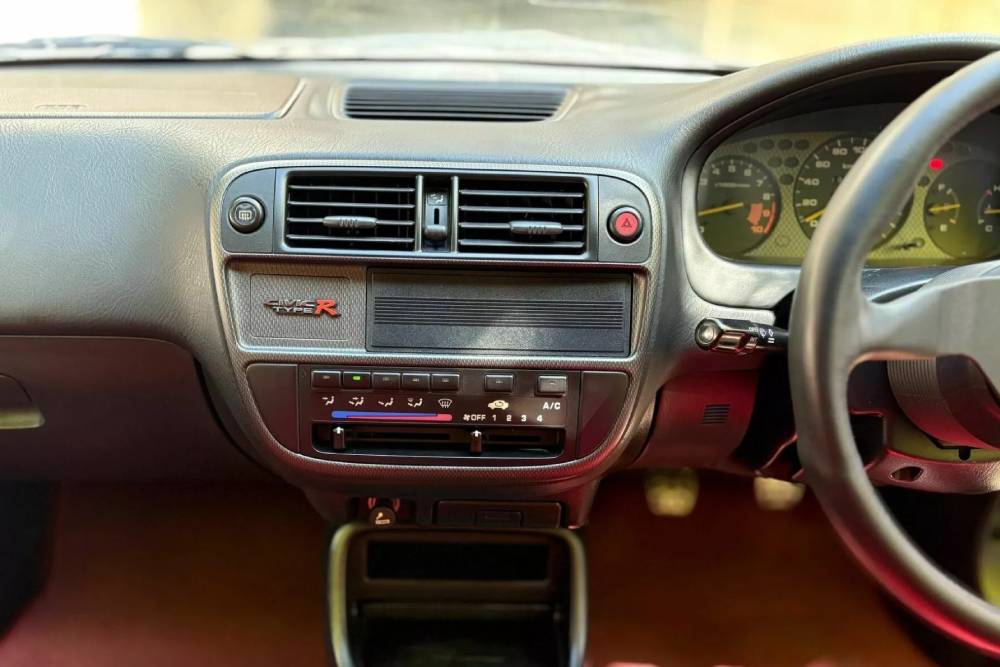 Honda Civic Type R EK9 με τιμές που σπάνε ταμεία