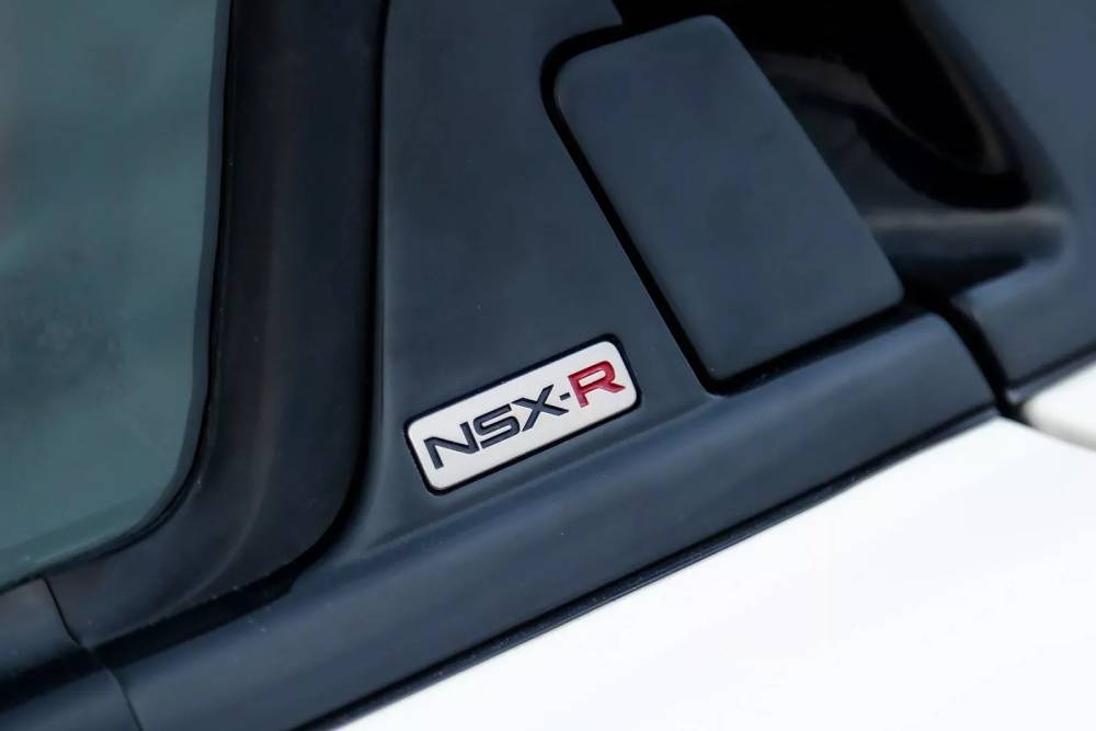 Σπάνιο Honda NSX-R εκτοξεύεται στα 850.000 ευρώ!