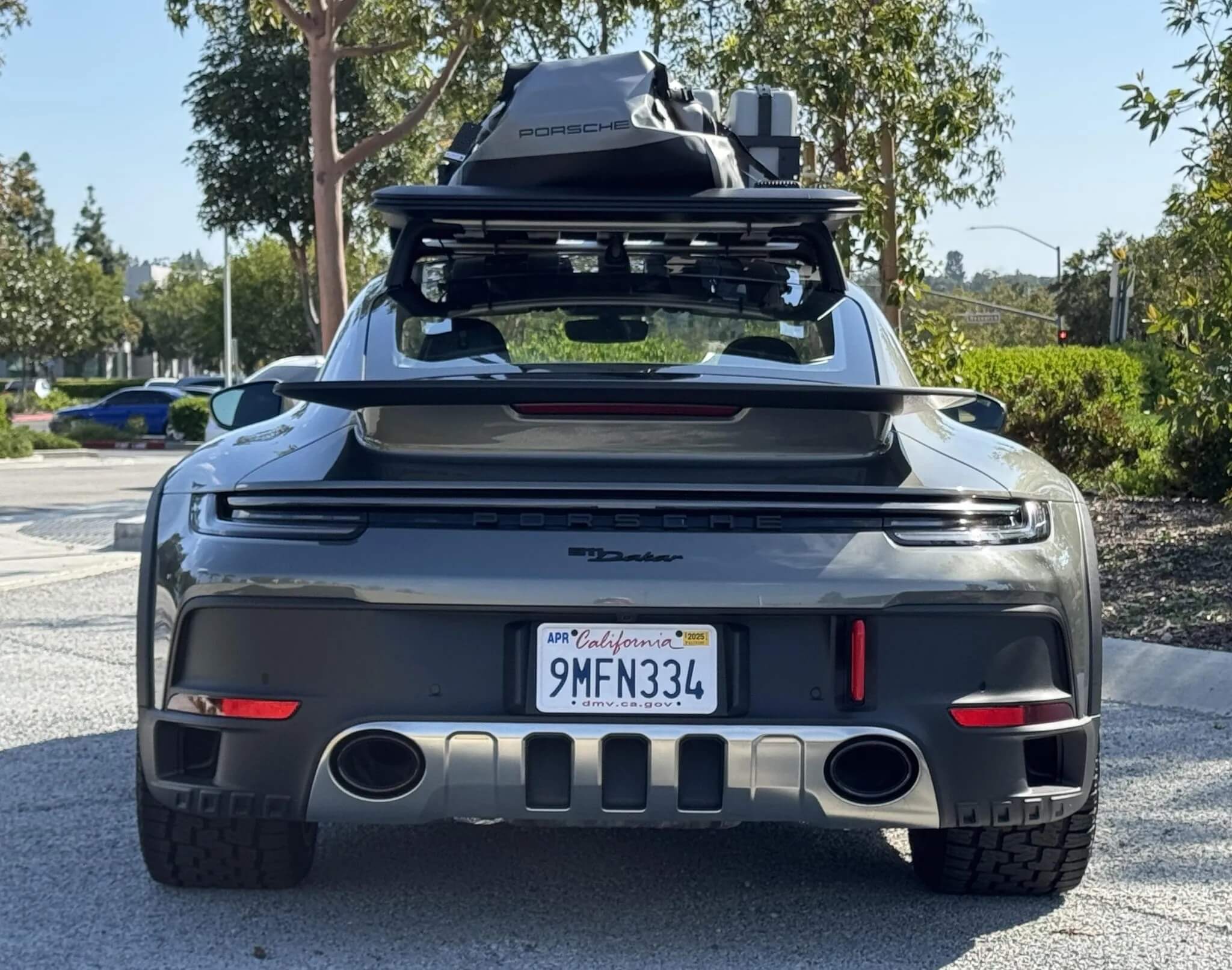 911 Dakar