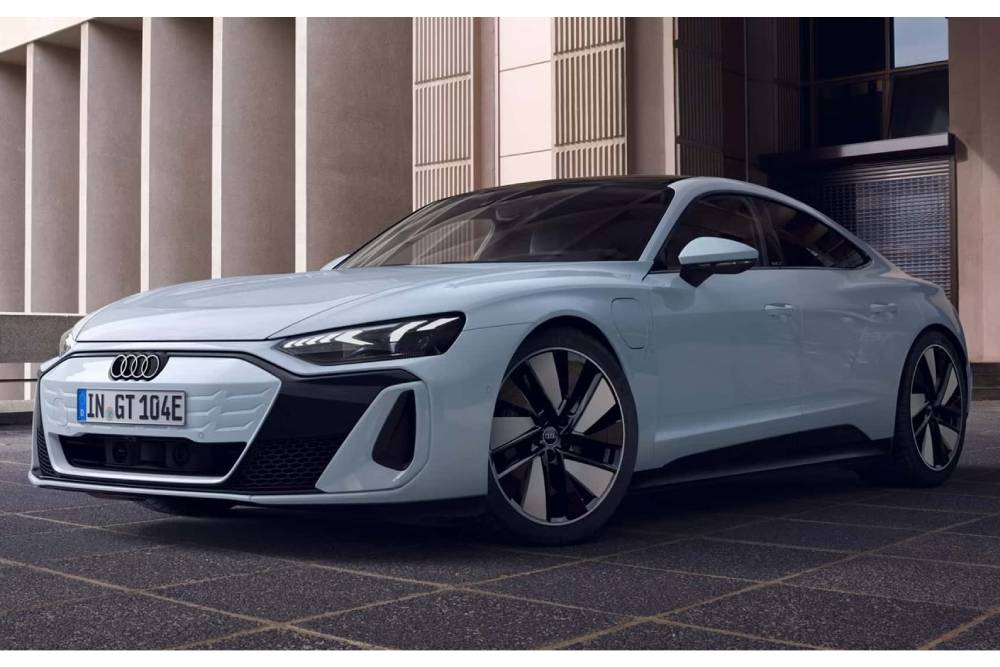 Νέο εντυπωσιακό Audi e-tron GT quattro με έως 585 άλογα