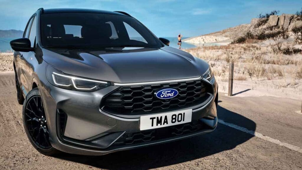 Το Ford Kuga αποκαλύπτει το εντυπωσιακό Black Package. Τι προσφέρει; 7 Ford Kuga Black Package