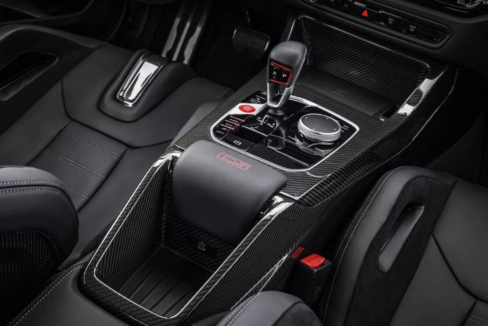 Εκρηκτική BMW M2 CS σπάει το φράγμα των 300 χλμ./ώρα