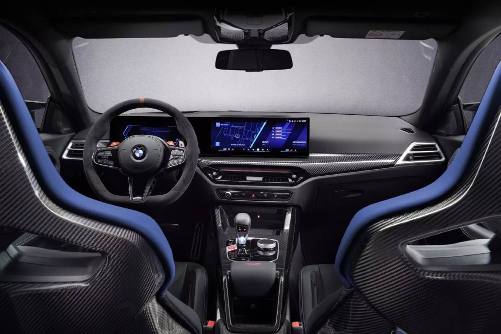 Εκρηκτική BMW M2 CS σπάει το φράγμα των 300 χλμ./ώρα