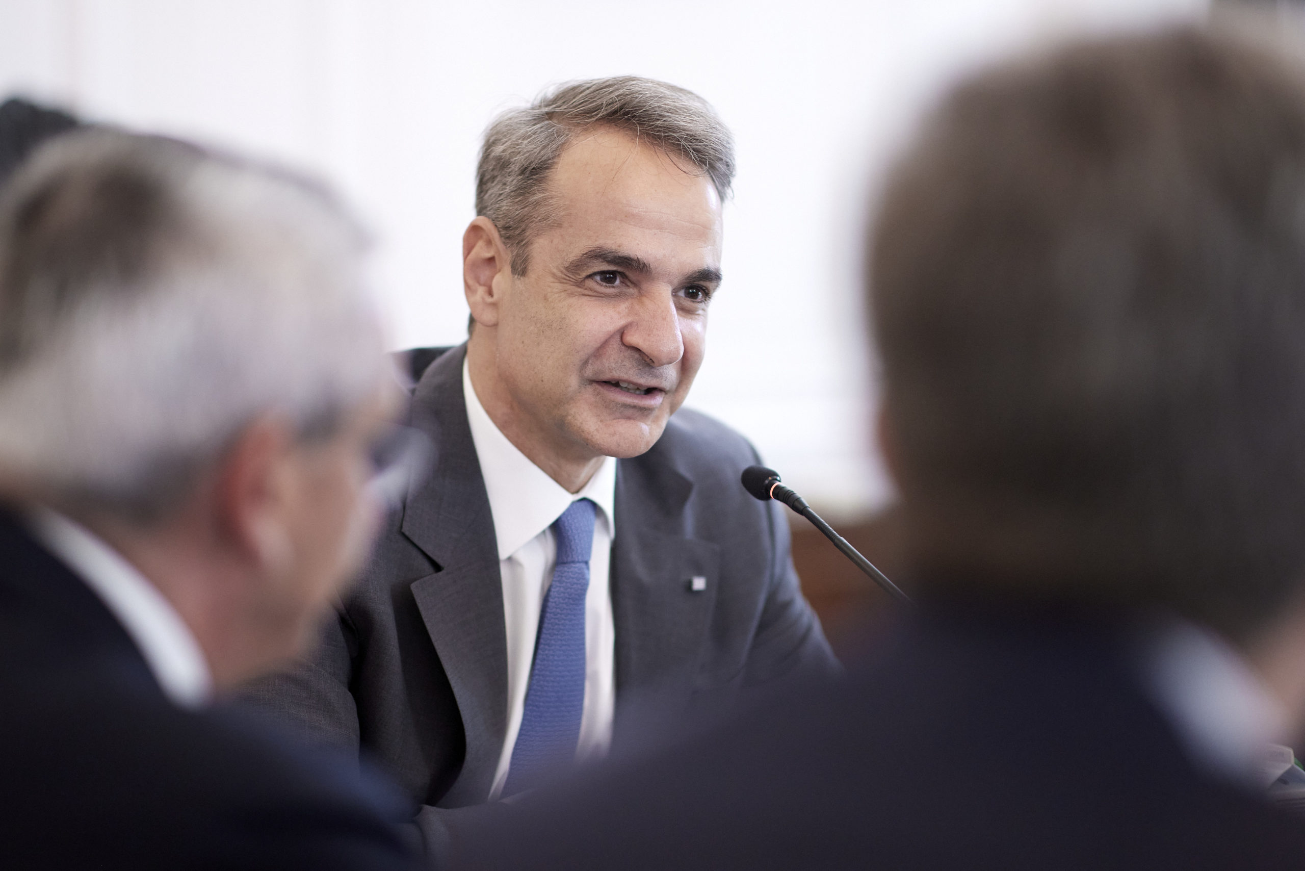 Μητσοτάκης προς περιφερειάρχες: Επιτακτική η συνεργασία σας για επίλυση του ζητήματος των βοσκήσιμων γαιών – Επιταχύνετε άμεσα τους διαγωνισμούς σε όλες τις περιφέρειες