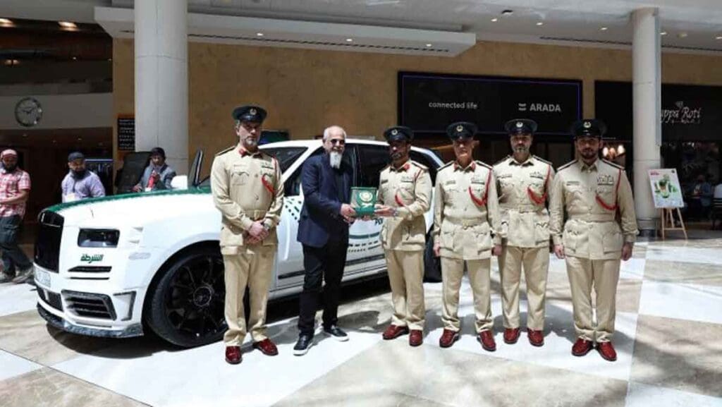 Χλιδή: Αστυνομεύει με πολυτελή Rolls-Royce η τροχαία του Ντουμπάι 6 Rolls Royce Ντουμπάι Τροχαία