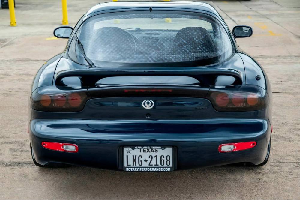 Ιερόσυλο Mazda RX-7 μεταμορφώνεται σε EV με "καρδιά" Tesla