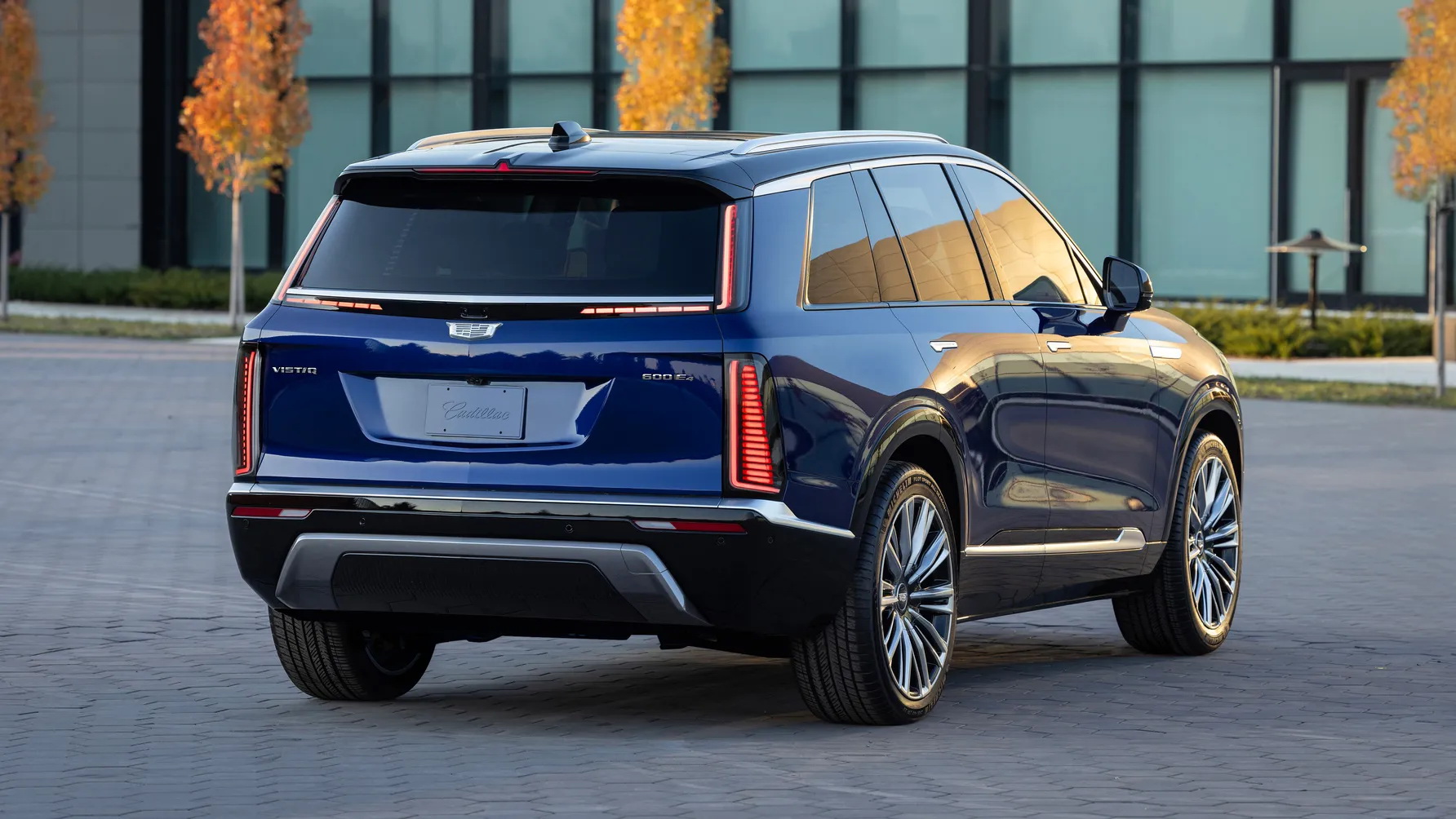 Cadillac Vistiq