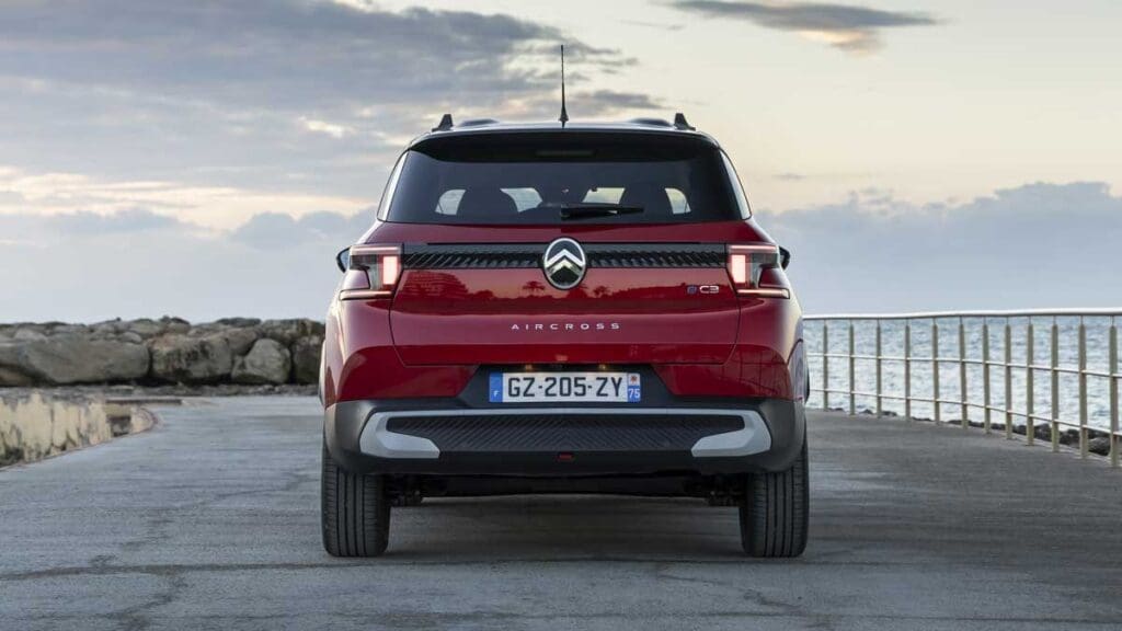 Αποκαλύφθηκε το εντυπωσιακό Citroën C3 Aircross. Θερμικό, υβριδικό, ηλεκτρικό. Αναλυτικό τιμολόγιο 11 Citroen C3 Aircross