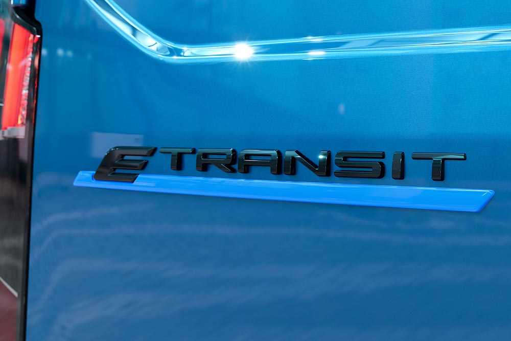 Νέο Ford E-Transit Courier: Επαγγελματικό όχημα με οικολογική συνείδηση