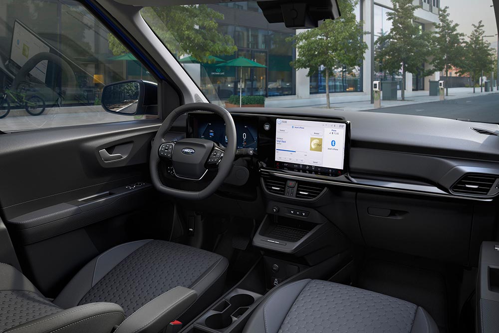 Νέο Ford E-Transit Courier: Επαγγελματικό όχημα με οικολογική συνείδηση