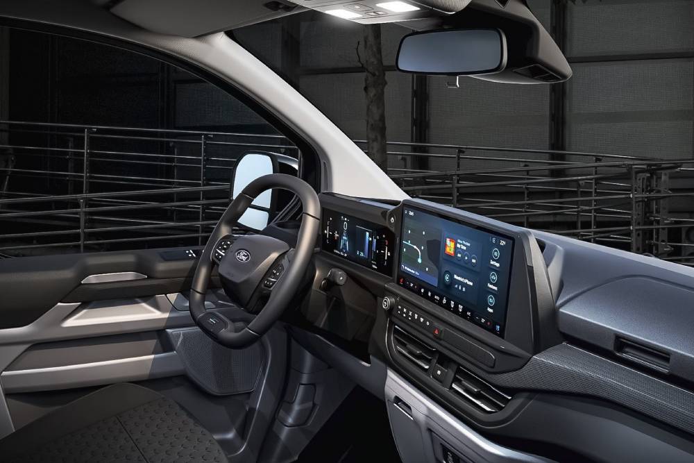 Το νέο Ford E-Transit Custom εξηλεκτρίζει τις επιχειρήσεις