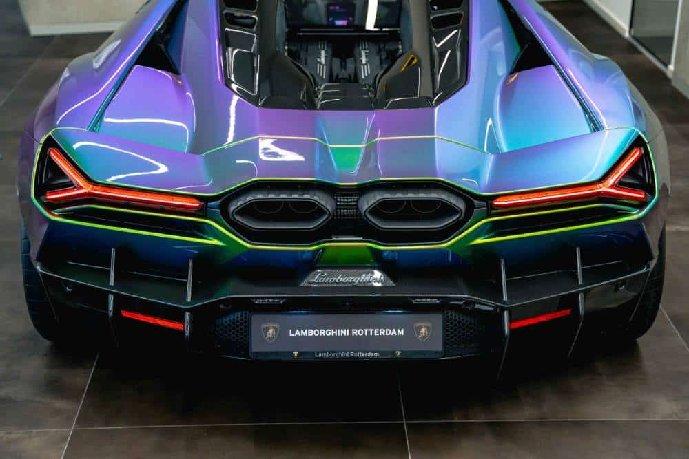 Η Lamborghini Revuelto που μεταμορφώνει την εμφάνισή της