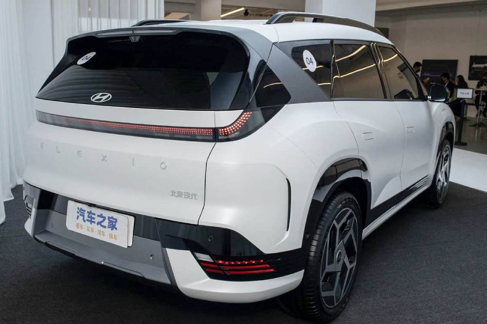 Αποκαλύφθηκε το εντυπωσιακό ηλεκτρικό SUV Hyundai Elexio