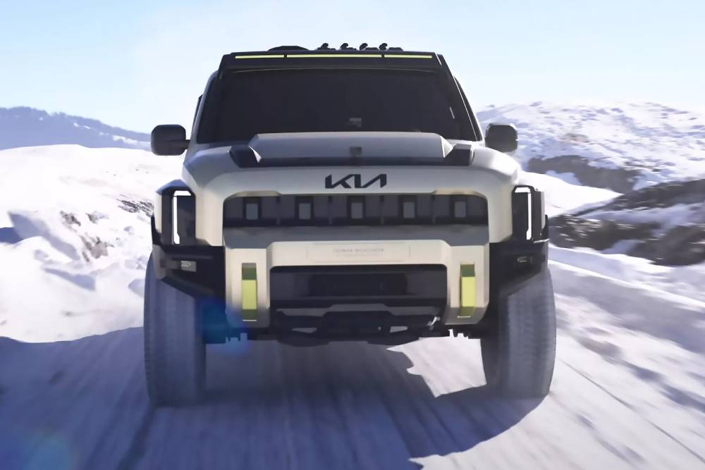 To θηριώδες Kia Tasman αντιμέτωπο με το Ranger Raptor