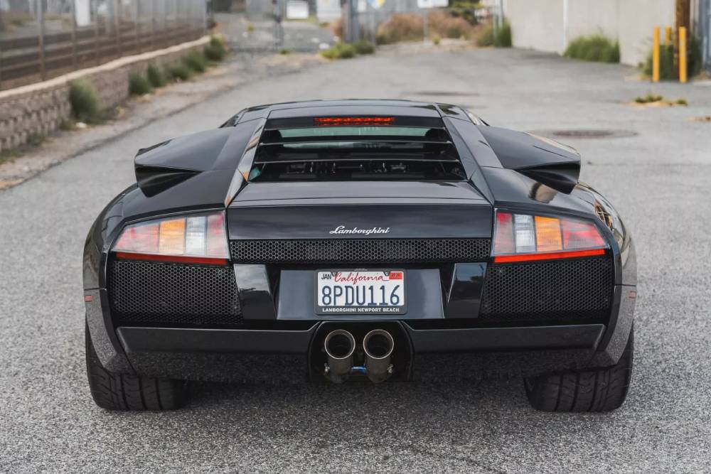 Θρυλική Lambo Murcielago μας καθηλώνει ακαριαία