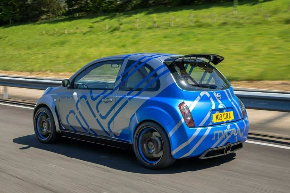 Η Nissan αναβιώνει το θρυλικό Micra με V6 κινητήρα